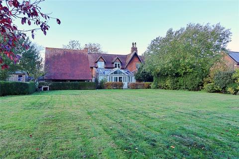 undefined, St Marys Road, East Claydon, Buckingham, Buckinghamshire, MK18