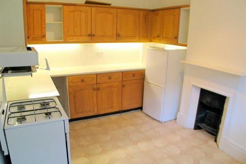 2 bedroom flat to rent, Glenilla Road Belsize Park NW3