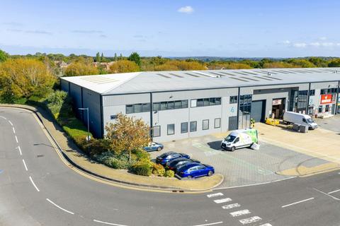 Warehouse to rent, Talbot Rd Fareham PO15 5AP