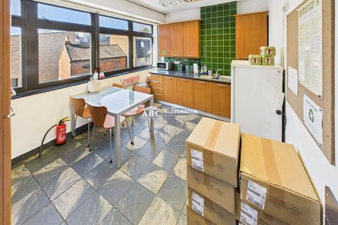 Office to rent, Brampton Ln London NW4 4AB