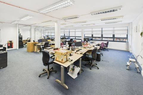 Office to rent, Brampton Ln London NW4 4AB