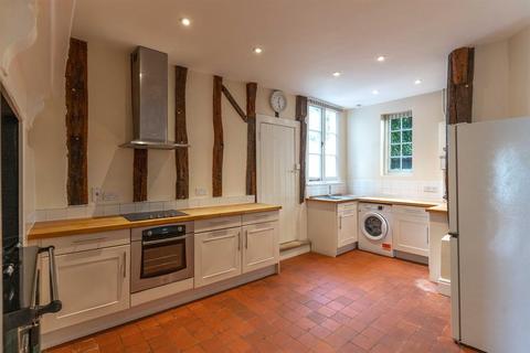 2 bedroom apartment to rent, Church Street, Saffron Walden, Essex, CB10