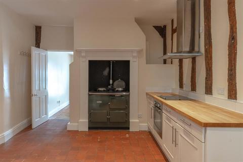 2 bedroom apartment to rent, Church Street, Saffron Walden, Essex, CB10
