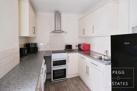 2 bedroom flat for sale, Forest Road, Torquay