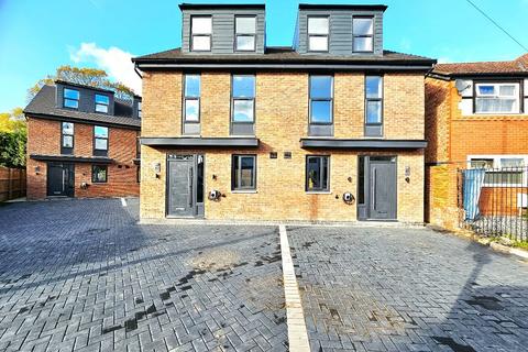 43 Woodlands Drive, Offerton, Stockport, SK2 5AJ