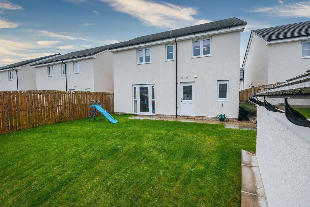 Rear garden alternative view