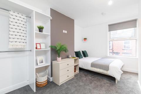 6 bedroom house to rent, Spring Grove View, Leeds LS6