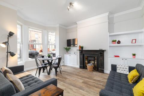 6 bedroom house to rent, Brudenell Mount, Leeds LS6