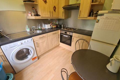 1 bedroom flat to rent, Moorland Road, Leeds LS6