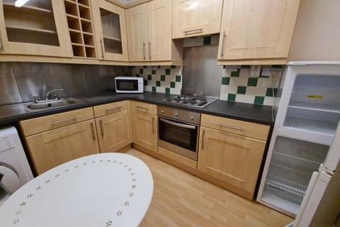 1 bedroom flat to rent, Moorland Road, Leeds LS6