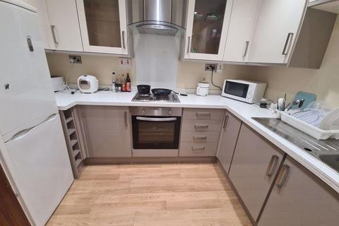 1 bedroom flat to rent, Moorland Road, Leeds LS6