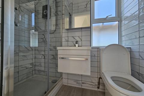 1 bedroom house to rent, Top 68-70 Abbey Road, Leeds LS5