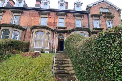 2 bedroom flat to rent, Moorland Road, Leeds LS6