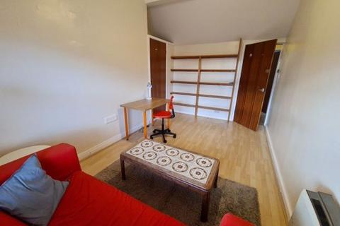 1 bedroom flat to rent, Moorland Road, Leeds LS6