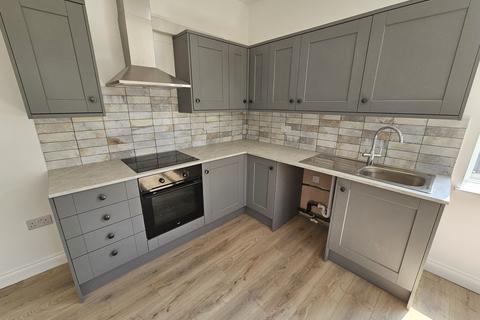 1 bedroom house to rent, Middle 68-70 Abbey Road, Leeds LS5