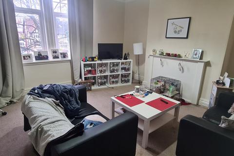 1 bedroom flat to rent, B Holly Bank, Leeds LS6