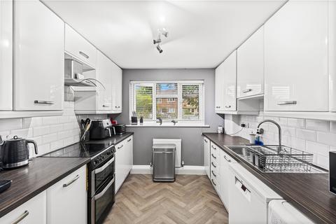 3 bedroom apartment for sale, Vicarage Lane, Horley RH6