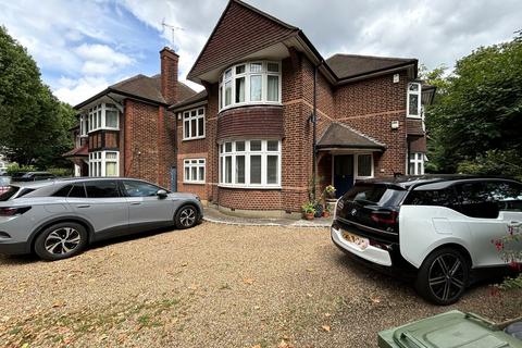 1 bedroom flat to rent, Cole Park Road, Twickenham TW1