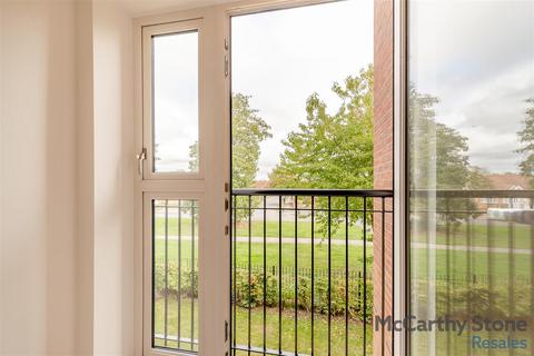 1 bedroom apartment for sale, Oakhill Place, High View, Bedford, Bedfordshire, MK41 8FB