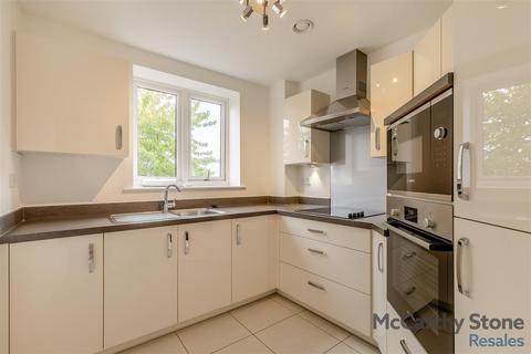 1 bedroom apartment for sale, Oakhill Place, High View, Bedford, Bedfordshire, MK41 8FB