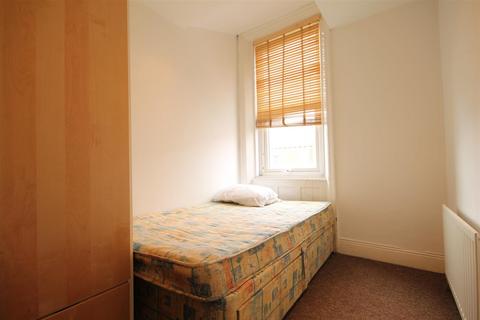 undefined, Warton Terrace, Heaton