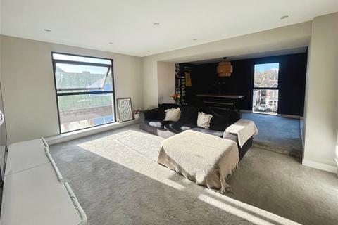 2 bedroom apartment for sale, Victoria Avenue, Southend-on-Sea, Essex