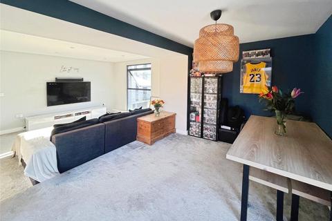 2 bedroom apartment for sale, Victoria Avenue, Southend-on-Sea, Essex