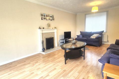 4 bedroom detached house to rent, Moneyer Road, Andover SP10