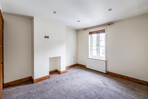 237 Kingston Road, Leatherhead, KT22 7PE