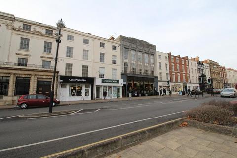 10 bedroom flat to rent, 146a, Parade, Leamington Spa
