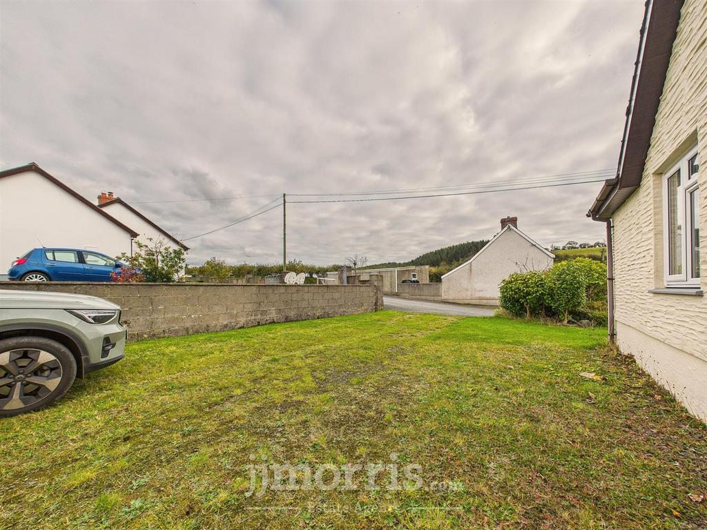 CAM02878 G0-PR0095-STILL033.jpg