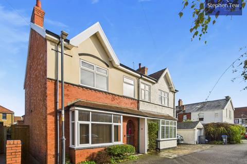 9 Allandale, Blackpool, FY4 1RH