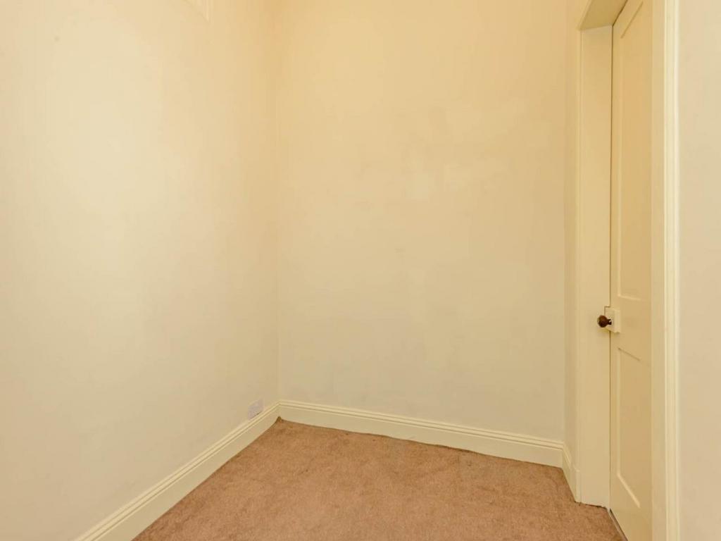 76667 19-2f1-Mc Donal