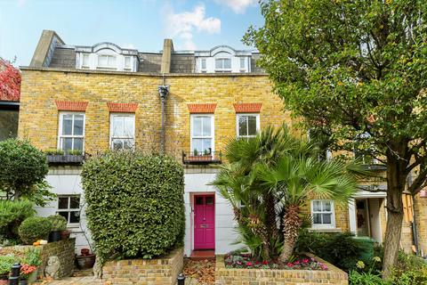 Byron Mews, London, NW3