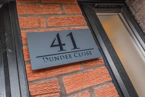 undefined, Dundee Close, Fearnhead, WA2