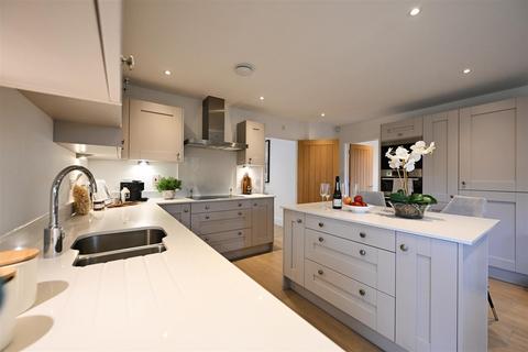 4 bedroom detached house for sale, Plot 9, The Lowther, Maypole Place, Evesham