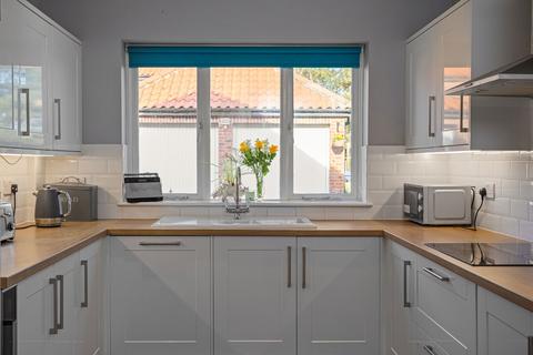 4 bedroom link detached house for sale, Nursery Court, York YO41