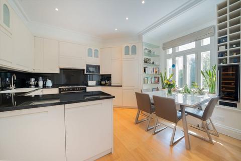 3 bedroom flat for sale, Langham Mansions, London SW5