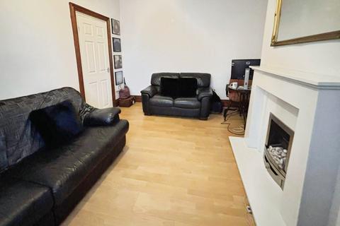 4 bedroom terraced house for sale, Wesley Street, Leeds, LS27