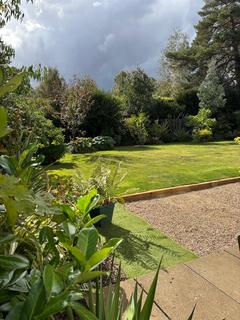 undefined, St Albans Close, Oakham