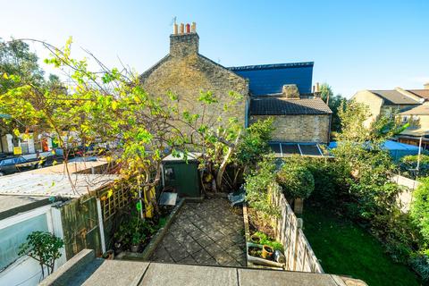 3 bedroom terraced house for sale, Cheneys Road, Leytonstone