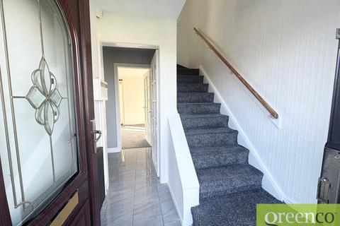 3 bedroom terraced house to rent, Tintern Road, Rochdale M24