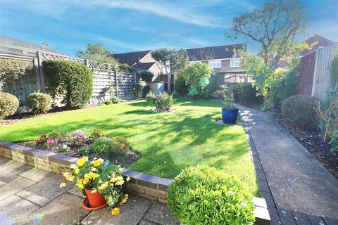 2 bedroom semi-detached bungalow for sale, Garden Field, Hatfield Peverel, Chelmsford