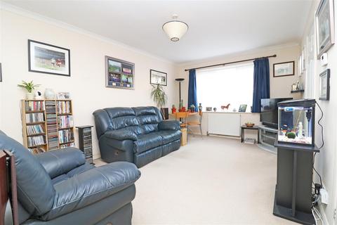 2 bedroom semi-detached bungalow for sale, Garden Field, Hatfield Peverel, Chelmsford