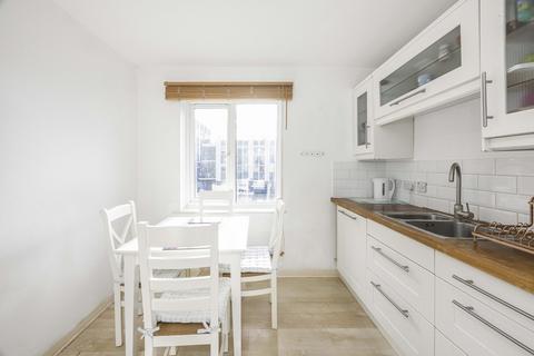 2 bedroom flat for sale, Chopwell Close, London, E15