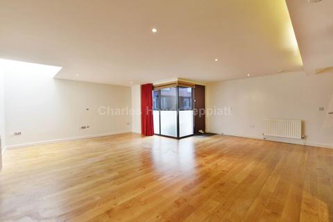 undefined, Newbury Mews, Kentish Town, NW5