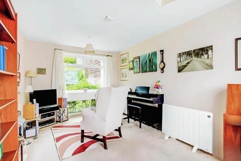 undefined, West Ridge, Moulton, Richmond
