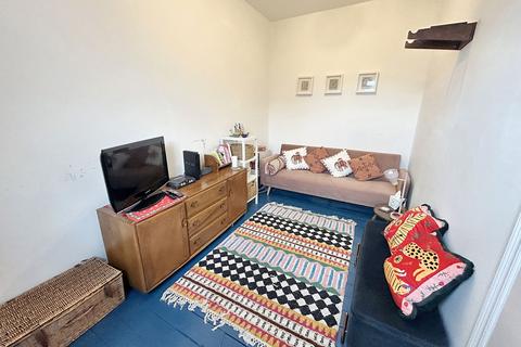 4 bedroom maisonette for sale, Woodbine Street, Bensham, Gateshead, Tyne and Wear, NE8 1SS