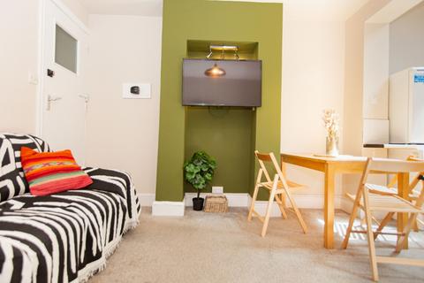 undefined, Charnwood Grove, West Bridgford NG2