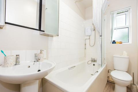 5 bedroom detached house to rent, Charnwood Grove, West Bridgford NG2